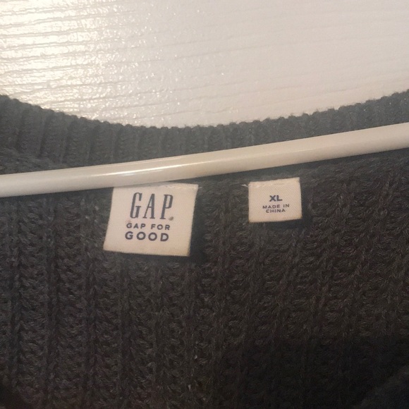 Gap Longsleeve sweater - Picture 2 of 2